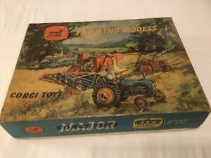 【送料無料】ホビー ・模型車・バイク レーシングカー コーギーセットヴィンテージボックスモデルcorgi gift set 22 rare vintage boxed farming models very good for age