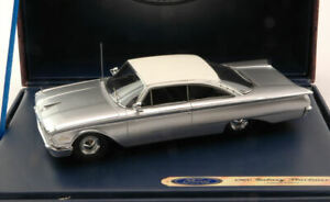 【送料無料】ホビー ・模型車・バイク レーシングカー フォードスターライナーモデルフォードford starliner galaxie silver 1960 143 model ford genuine parts