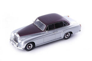 【送料無料】ホビー ・模型車・バイク レーシングカー カーカルトロールスロイスシルバードーンギアシルバーメタリックcar cult atc60036 143 rollsroyce silver dawn ghia 1952 silver metallic｜hokushin