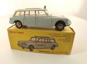 【送料無料】ホビー ・模型車・バイク レーシングカー ディンキーoシトロエンボックスレアバージョンdinky toys f n o 556 citroen id19 boxed city ambulance rare version