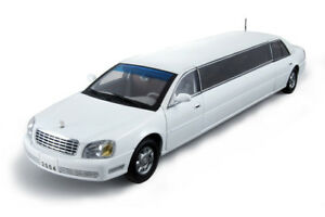 【送料無料】ホビー ・模型車・バイク レーシングカー キャデラックデヴィルリムジンホワイトモデルサンスター2002 cadillac deville limousine white 118 model 4232 sun star