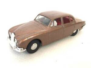 【送料無料】ホビー ・模型車・バイク レーシングカー ジャガータイプ140 jaguar type｜hokushin