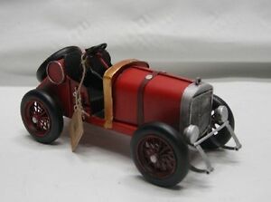 【送料無料】ホビー 模型車 モデルカー モデルビンテージクラシックレッドカーレオナルドコレクションmetal tin model vintage classic red car lp28269 by leonardo collection