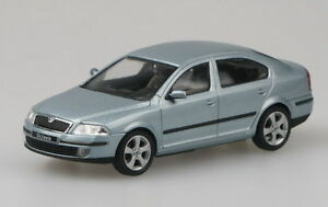 【送料無料】ホビー 模型車 モデルカー シュコダグレーメタリックモデルスケールskoda octavia 2004 grey stone metallic model car by abrex 143 scale refsko7 13,476円