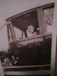 【送料無料】ホビー 模型車 モデルカー アフリカアメリカモデルbeautiful african american female driving a model t car