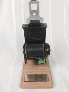 【送料無料】ホビー 模型車 モデルカー シートベルトモデルvtg 1989 national highway traffic safety administration seat belt model car ooak