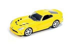 【送料無料】ホビー 模型車 モデルカー ダッジバイパーモデルカーカーワールドdodge viper srt, yellow, 2014, model car, readymade, car world 164
