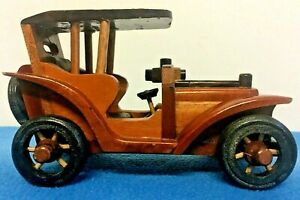 【送料無料】ホビー 模型車 モデルカー ヴィンテージモデルカーオーナメントフォードデスクインチvintage wooden model car ornament ford desk home decor 75 x 45