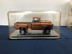 【送料無料】ホビー 模型車 モデルカー ケースシボレートラックモデルカー