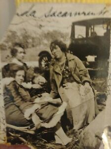 【送料無料】ホビー 模型車 モデルカー モデルアフリカアメリカbeautiful african american females molding in front of a model t car