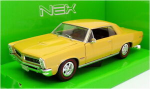 【送料無料】ホビー 模型車 モデルカー スケールモデルカーポンティアックメタリックwelly 124 scale model car 22092w 1965 pontiac gto metallic sand