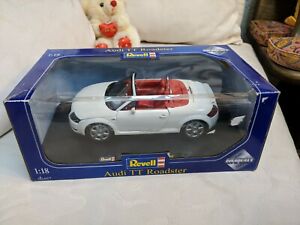 【送料無料】ホビー 模型車 モデルカー アウディロードスターモデルカーオリジナルボックスaudi tt roadster model car 118 with original box 14,785円