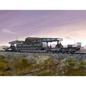 【送料無料】ホビー 模型車 モデルカー トランペッタードイツカールモデルカーレールトランスポーターtrumpeter 82906 german rail transporter for karl geraet model static car 172