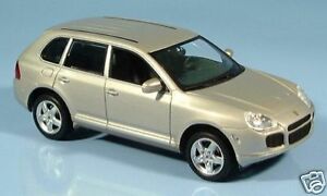 【送料無料】ホビー 模型車 モデルカー ポルシェベージュカイエンターボwonderful modelcar porsche cayenne turbo 2002 in beige