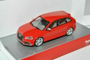 【送料無料】ホビー 模型車 モデルカー アウディレッドモデルカー
