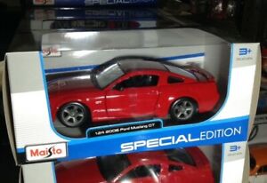 【送料無料】ホビー 模型車 モデルカー ムスタングダイカストモデルカーg lgb 124 2006 mustang gt red maisto diecast detailed model car 31997