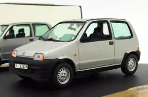 【送料無料】ホビー 模型車 モデルカー スケールモデルカーフィアットグレーvitesse 143 scale model car v095a 1992 fiat cinquento s grey