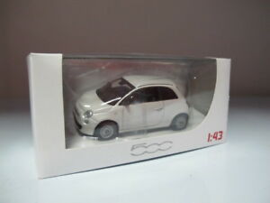 【送料無料】ホビー 模型車 モデルカー フィアットモデルカーホワイトfiat 500 gaic model car white 143 free shipping