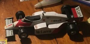 【送料無料】ホビー 模型車 モデルカー スケールモデルカーマクラーレンターボ＃プロストburago 124 scale model car b27e f1 mclaren mp42 turbo 1 prost 1990s