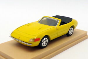 【送料無料】ホビー 模型車 モデルカー リオスケールモデルカーフェラーリデイトナrio 143 scale model car r2 1969 ferrari 365 gts4 daytona spideryellow