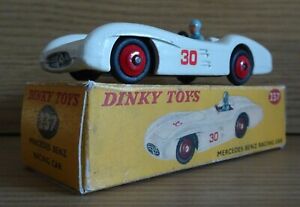 【送料無料】ホビー 模型車 モデルカー メルセデスベンツレーシングカーモデルボックスdinky 237 mercedes benz racing car restored model with repro box 0111