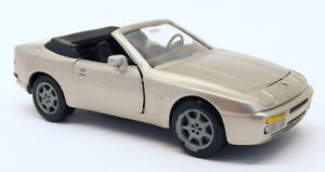 【送料無料】ホビー 模型車 モデルカー スケールモデルカーポルシェカブリオレシルバーnzg 143 scale model car 323porsche 944 cabrioletsilver