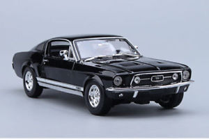 【送料無料】ホビー 模型車 モデルカー スケールフォードダイカストモデル