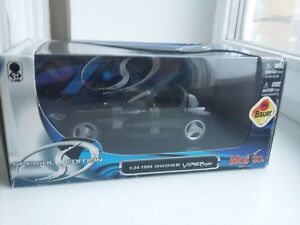 【送料無料】ホビー 模型車 モデルカー ダッジバイパーモデルカーdodge viper rt10 special edition 124 maisto model car