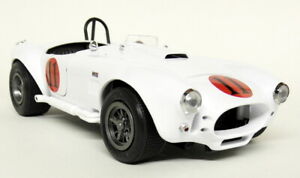 【送料無料】ホビー 模型車 モデルカー スケールエルビスプレスリーシェルビーコブラモデルカーautoworld 118 scale elvis presley 1965 shelby cobra 427 sc spinout model car