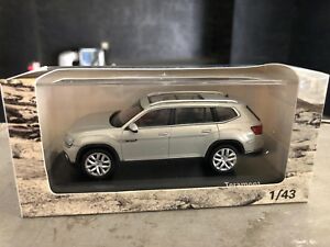 【送料無料】ホビー 模型車 モデルカー フォルクスワーゲンフォルクスワーゲンシルバーモデルカーvolkswagen shanghai vw teramont suv silver model car 143 free ship
