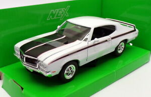 【送料無料】ホビー 模型車 モデルカー スケールモデルカービュイックホワイト