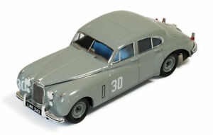 【送料無料】ホビー 模型車 モデルカー モデルカースケールネットワークモデルジャガーシルバーストーンツアーmodel car scale 143 ixo model jaguar mkvii n30 winner silverstone tour