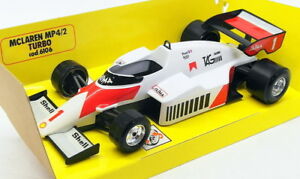 【送料無料】ホビー 模型車 モデルカー スケールモデルカーマクラーレンターボ＃プロストburago 124 scale model car b27e f1 mclaren mp42 turbo 1 prost