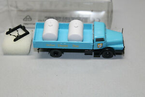 【送料無料】ホビー 模型車 モデルカー モデルカースケールmodelcar crust ifa ddr vereinsbier scale h0 emb orig