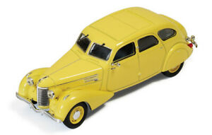 【送料無料】ホビー 模型車 モデルカー モデルカーダイカストネットワークモデルmodel car period diecast ixo model berliet 11cv dauphine 1939