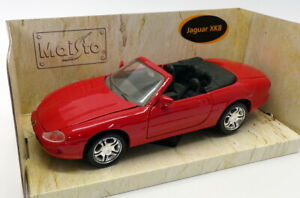 【送料無料】ホビー 模型車 モデルカー スケールモデルカージャガーmaisto 124 scale model car 31936 1996 jaguar xk8 red｜hokushin