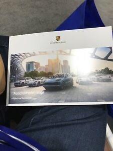【送料無料】ホビー 模型車 モデルカー ミントポルシェモデルパンフレットスポーツカー mint 2018 2019 porsche full model range brochure sports car fascination book