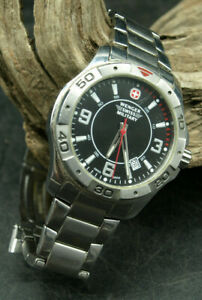 【送料無料】腕時計　ヴェンゲルスイスメンズミリタリーアルパインウォッチwenger swiss army military mens military alpine watch 79139 d3