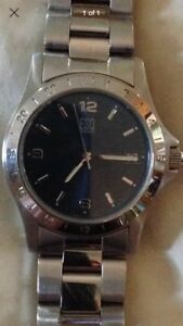 【送料無料】腕時計　モバドメンズウォッチmens esq watch by movado