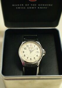 【送料無料】腕時計　ヴェンゲルスイスメンウォッチインボックスwenger genuine swiss army 7270x men watch in box｜hokushin