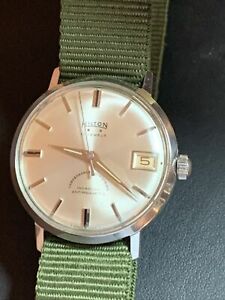 【送料無料】腕時計　ヴィンテージメンズヒルトンマニュアルステンレスレアvintage mens hilton 17j manual wind stainless rare condition running red date