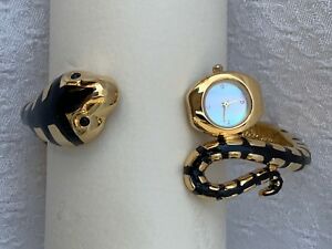 【送料無料】腕時計　ゴージャスメトロポリタンミュージアムスネークエナメルブレスレットウォッチgorgeous mma metropolitan museum snake enamel bracelet watch｜hokushin