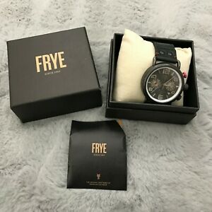 【送料無料】腕時計　ィサークロノグラフブラックレザーストラップメンズウォッチ