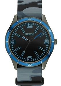 【送料無料】腕時計　ガーシリコーンウォッチカムフラーguess 44mm gent silicone watch w1163g1 camuflage
