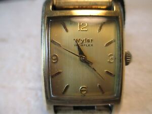 【送料無料】腕時計　モントレヴィンテージアネアールデコカーブmontre vintage wyler annees 40 art deco curved｜hokushin