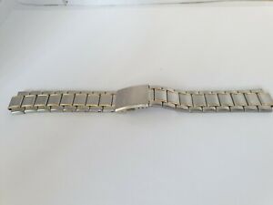【送料無料】腕時計　パルサーメンズステンレススチールブレスレットストレートエンドpulsar mens 2 tine stainless steel watch bracelet with 11mm straight ends