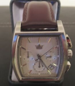 【送料無料】腕時計 サックスフィフスアベニュークロノグラフデートウォッチストラップsaks fifth avenue chronograph w date watch strap