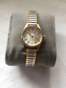 【送料無料】腕時計 サービスブローバアカトロン10 years service engraved ladies bulova acutron