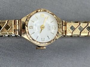 【送料無料】腕時計　レディースゴールドウォッチladies 9kt gold watch