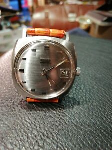 【送料無料】腕時計　レヴューラロオートマチックイノックスrevue raro date automatico inox t 5618